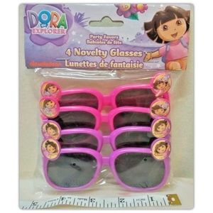 Dora the Explorer 
Novelty glasses Nickelodeon 
3+